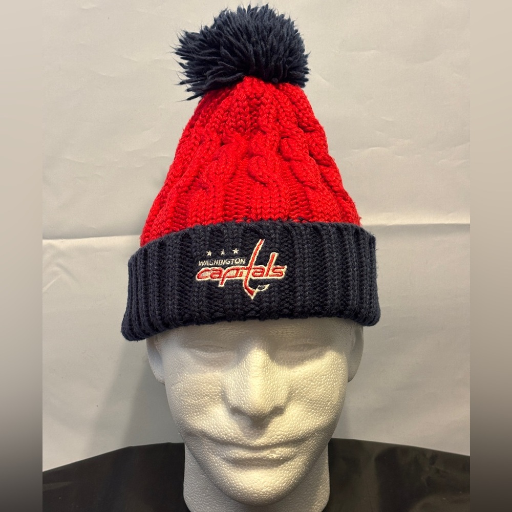 NHL RBK Branded Red Navy Washington Capitals Authentic Pro Knit Hat One Size Fit